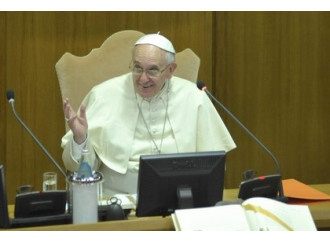Il Papa lancia i laici nella mischia della società